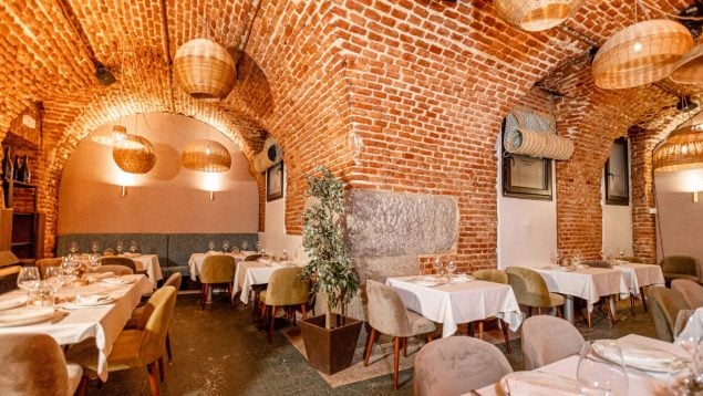 El restaurante secreto de Madrid con cuevas del siglo XVI.