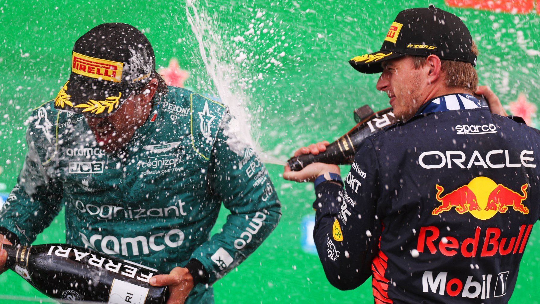 Fernando Alonso y Max Verstappen en el podio del GP de Holanda. (Getty)