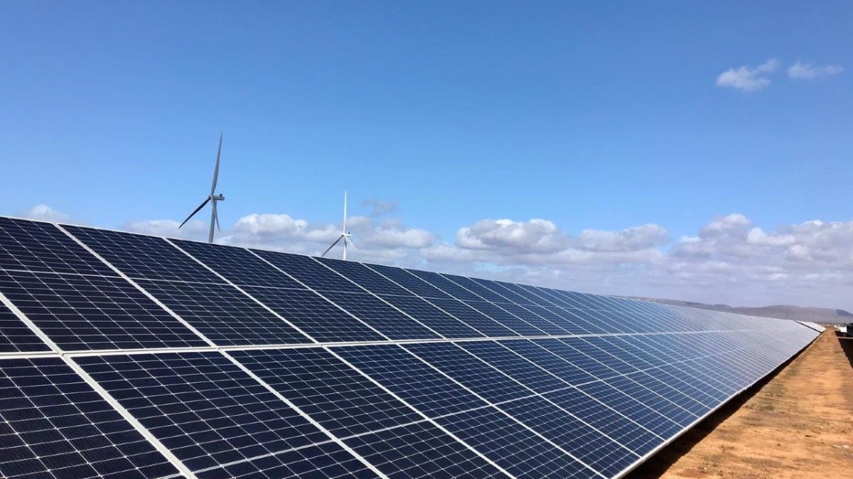 Planta híbrida de energía solar y eólica Port Augusta (Australia)