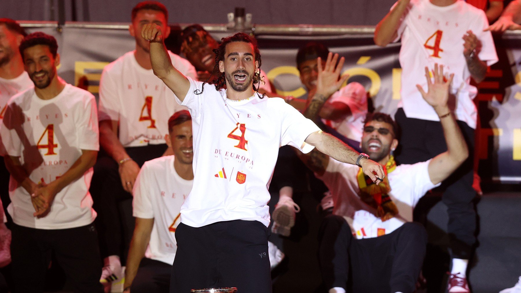 Marc Cucurella, durante la celebración de la Eurocopa. (Getty)