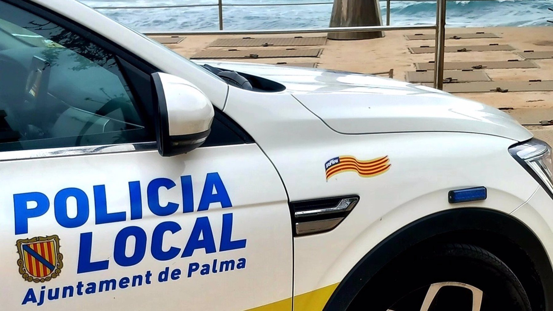 Un coche de la Policía Local de Palma.