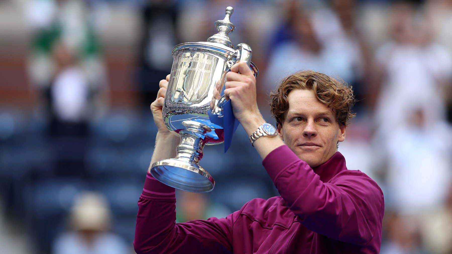 Jannik Sinner, con el trofeo de campeón del US Open 2024. (Getty)