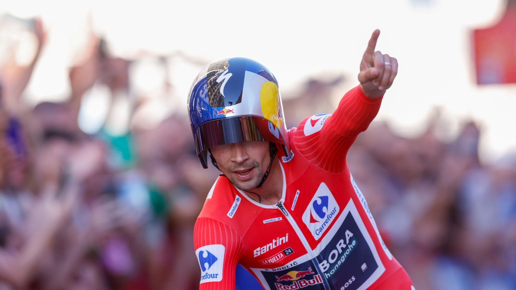 Primoz Roglic celebra su cuarta Vuelta a España. (EFE)