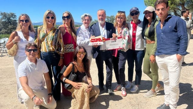 El Dr. Ángel Martín, fundador de Clínica Menorca: el orgulloso horticultor de los mejores tomates de Madrid