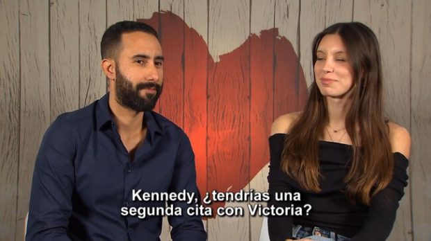 Kennedy y Victoria en la decisión final de 'First Dates'. (Mediaset)