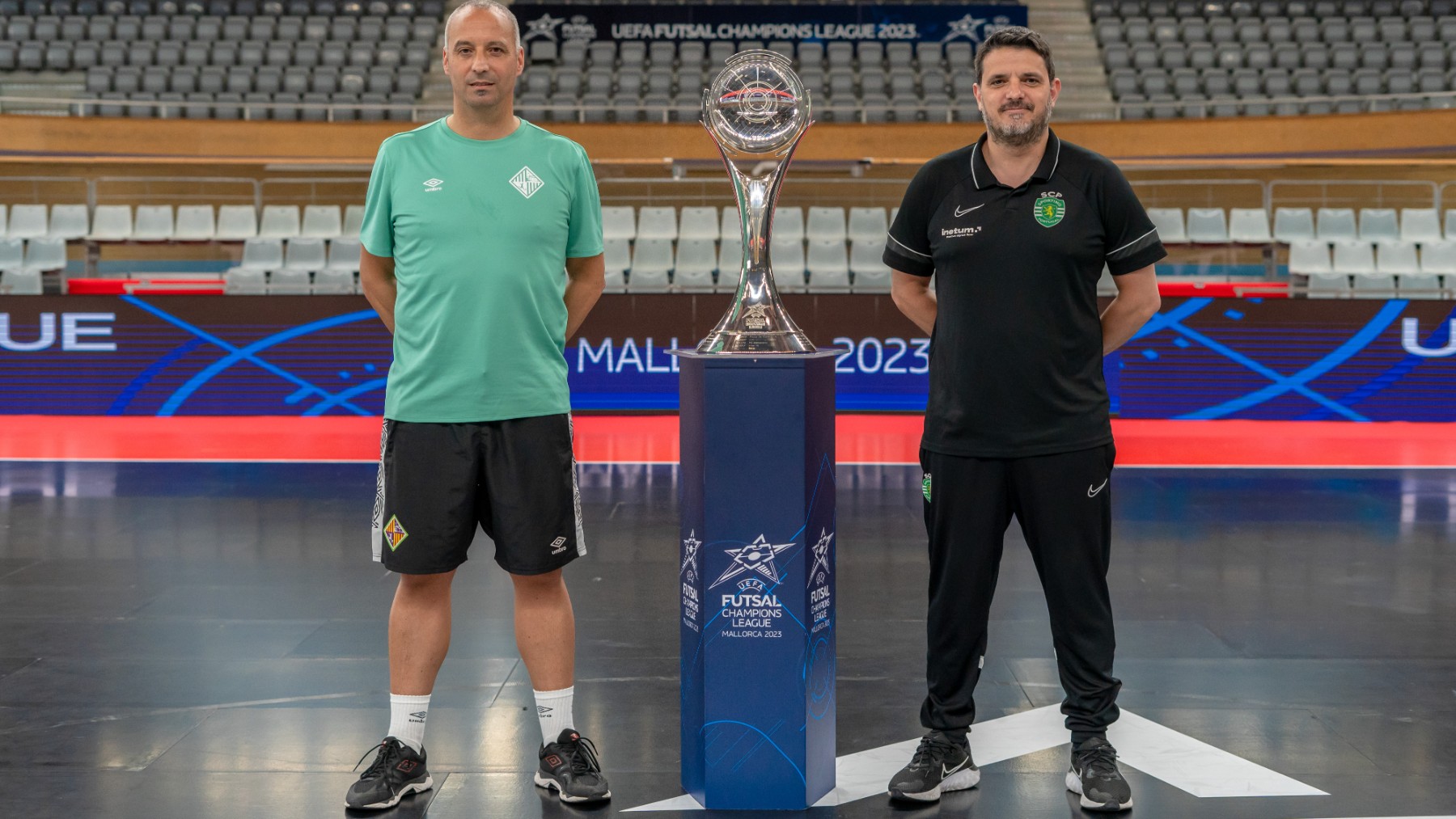 Imagen de los dos entrenadores.