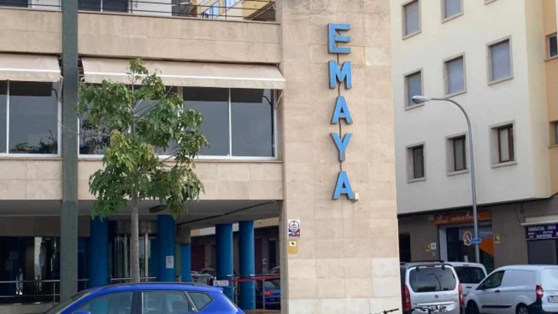 Fachada de la sede de la empresa municipal de aguas y limpieza de Palma, Emaya.