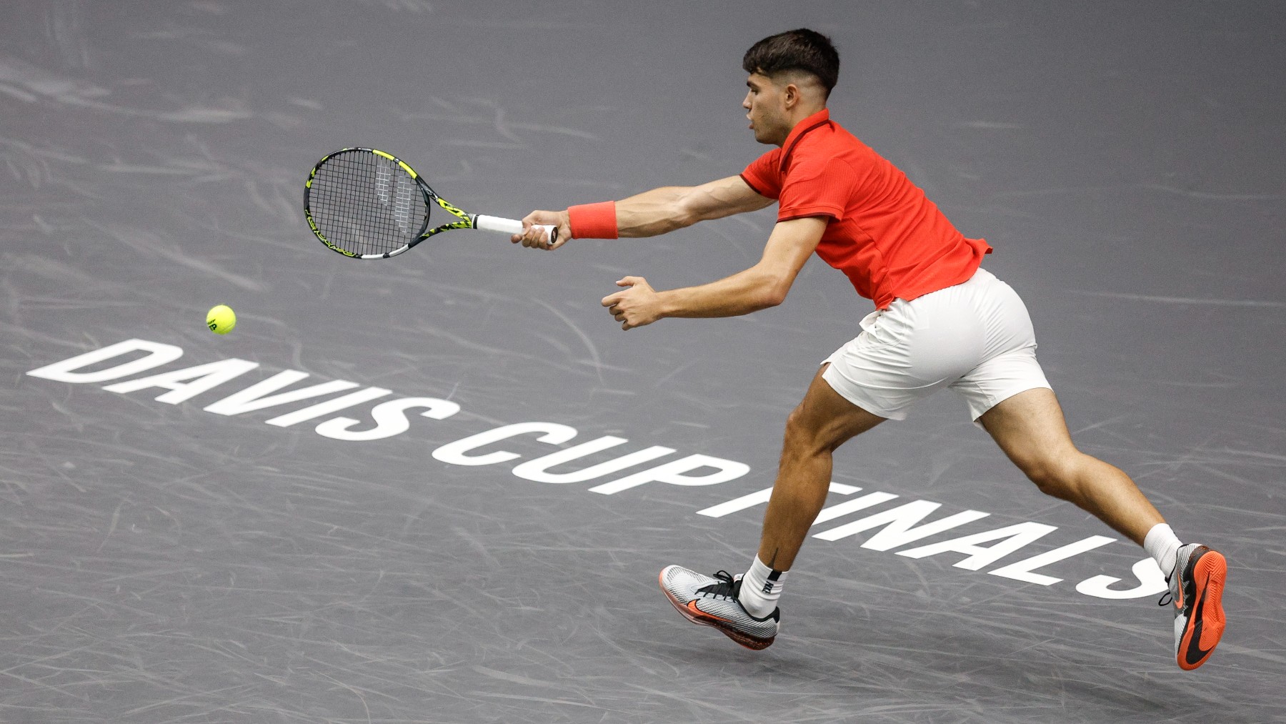 Carlos Alcaraz, en la Copa Davis. (EFE)