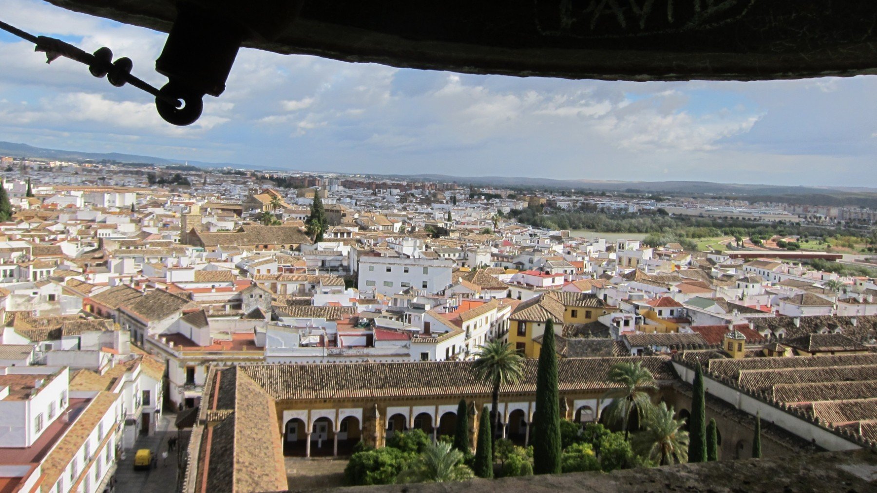 Vista aérea de Córdoba desde la torre de la Mezquita-Catedral. (EP)