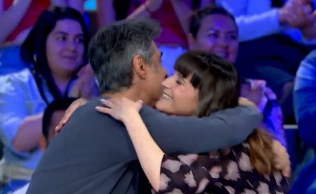 Jorge Fernández y Estefanía en 'La Ruleta de la Suerte'. (Atresmedia)