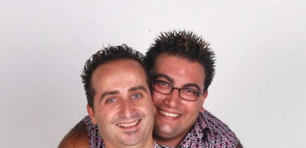 David Cerceda y Juanma García fueron los ganadores del programa La casa de tu vida, que se emitió en Telecinco en el año 2004 (Mediaset).