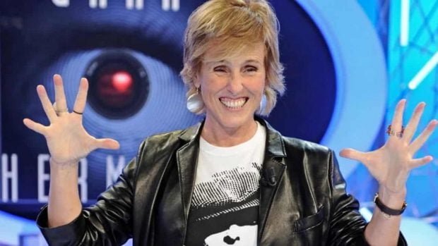 Mercedes Milá presentando 'Gran Hermano'. (Mediaset)