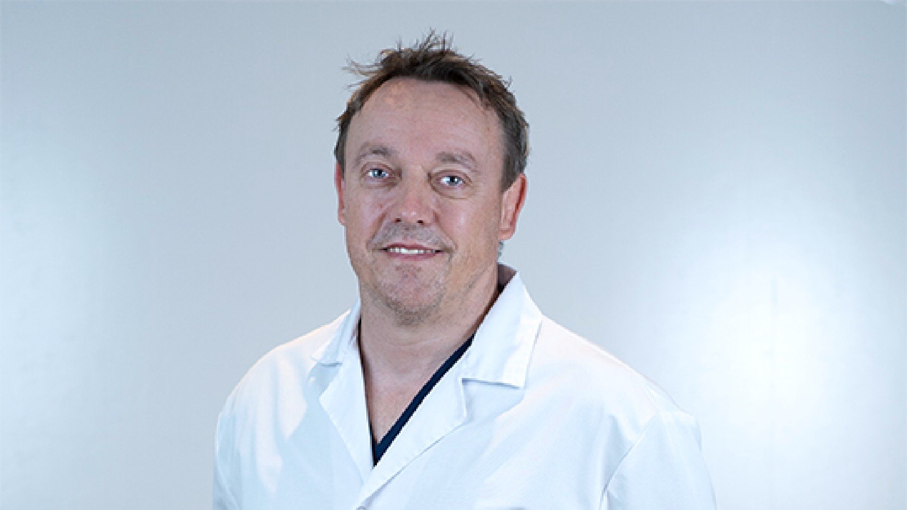 El doctor Sven Petry, jefe del Servicio de Urología de Quirónsalud Torrevieja.