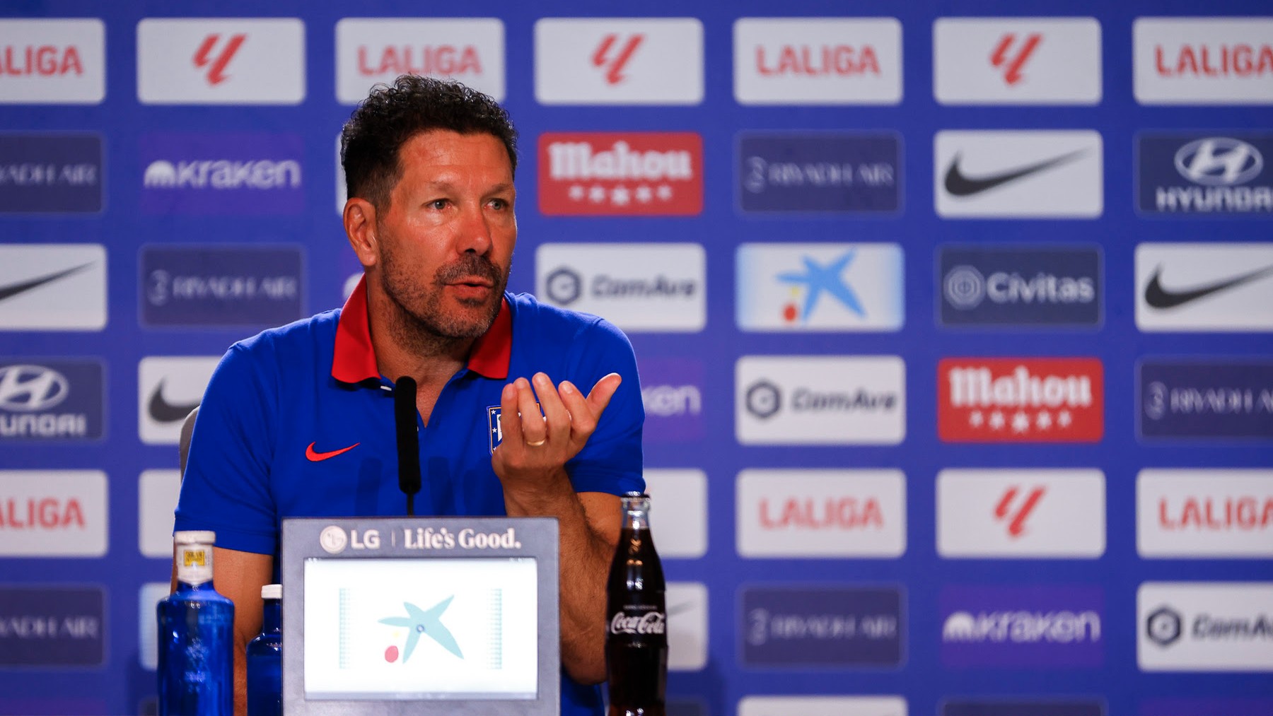 Simeone, en la rueda de prensa. (3)