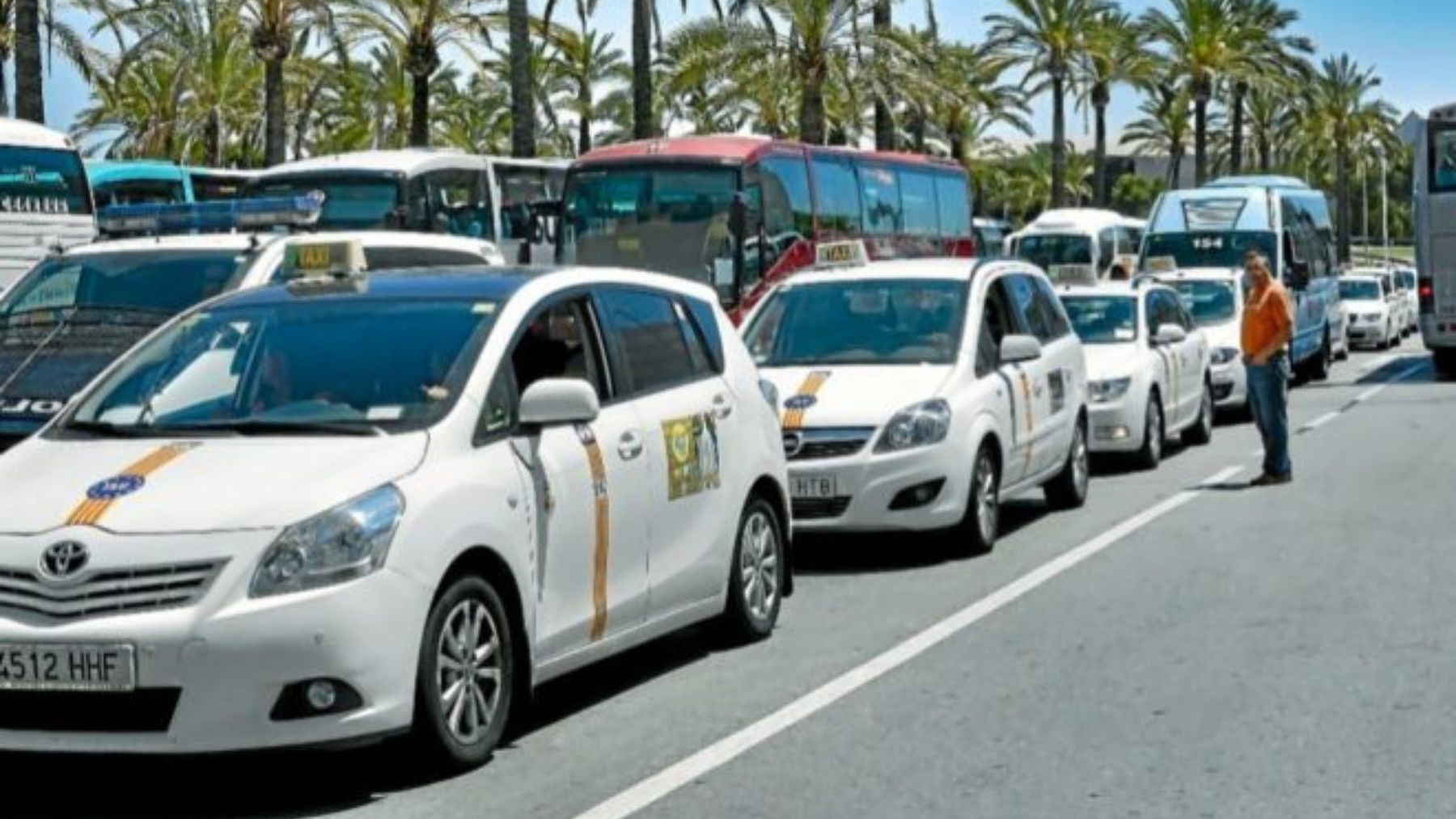 Taxis en el aeropuerto de Palma.