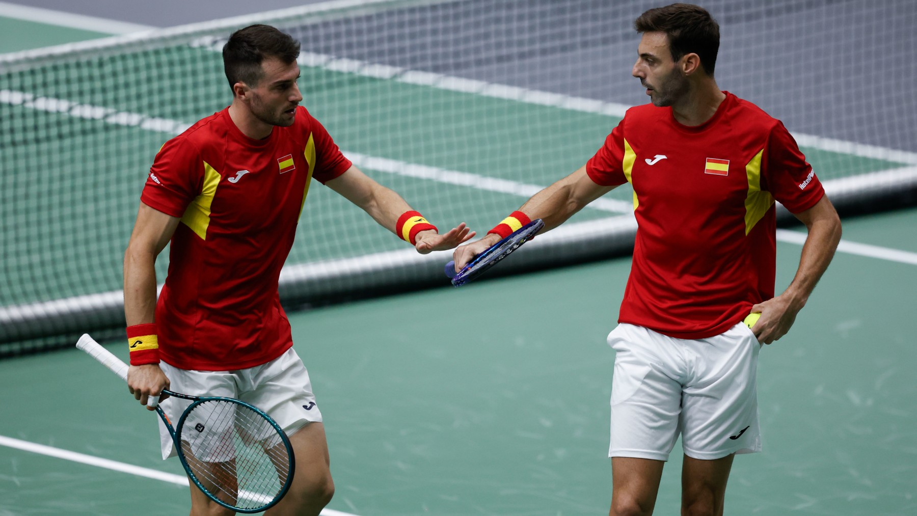 Martínez y Granollers celebran un punto. (EFE)