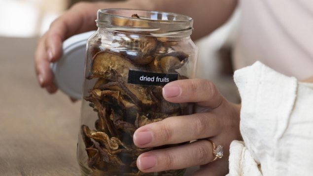 El truco para abrir botes de cristal en segundos.