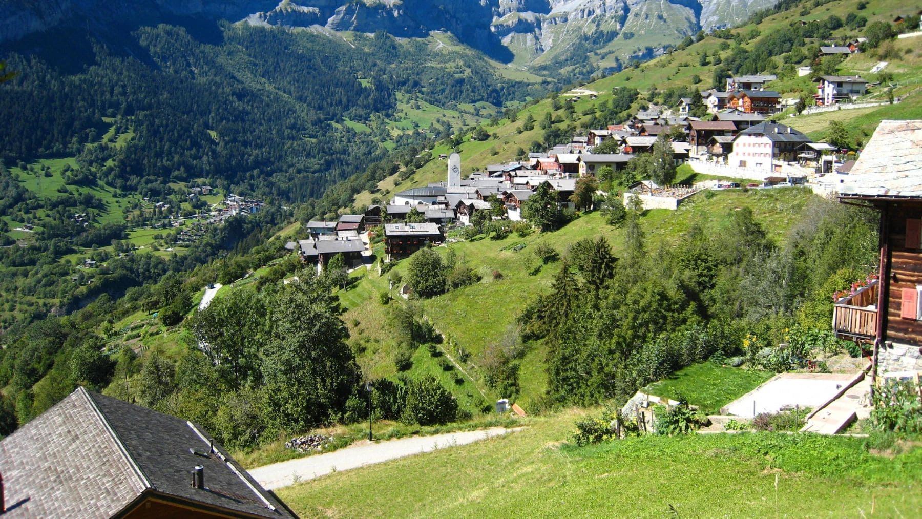 Pueblos, Suiza