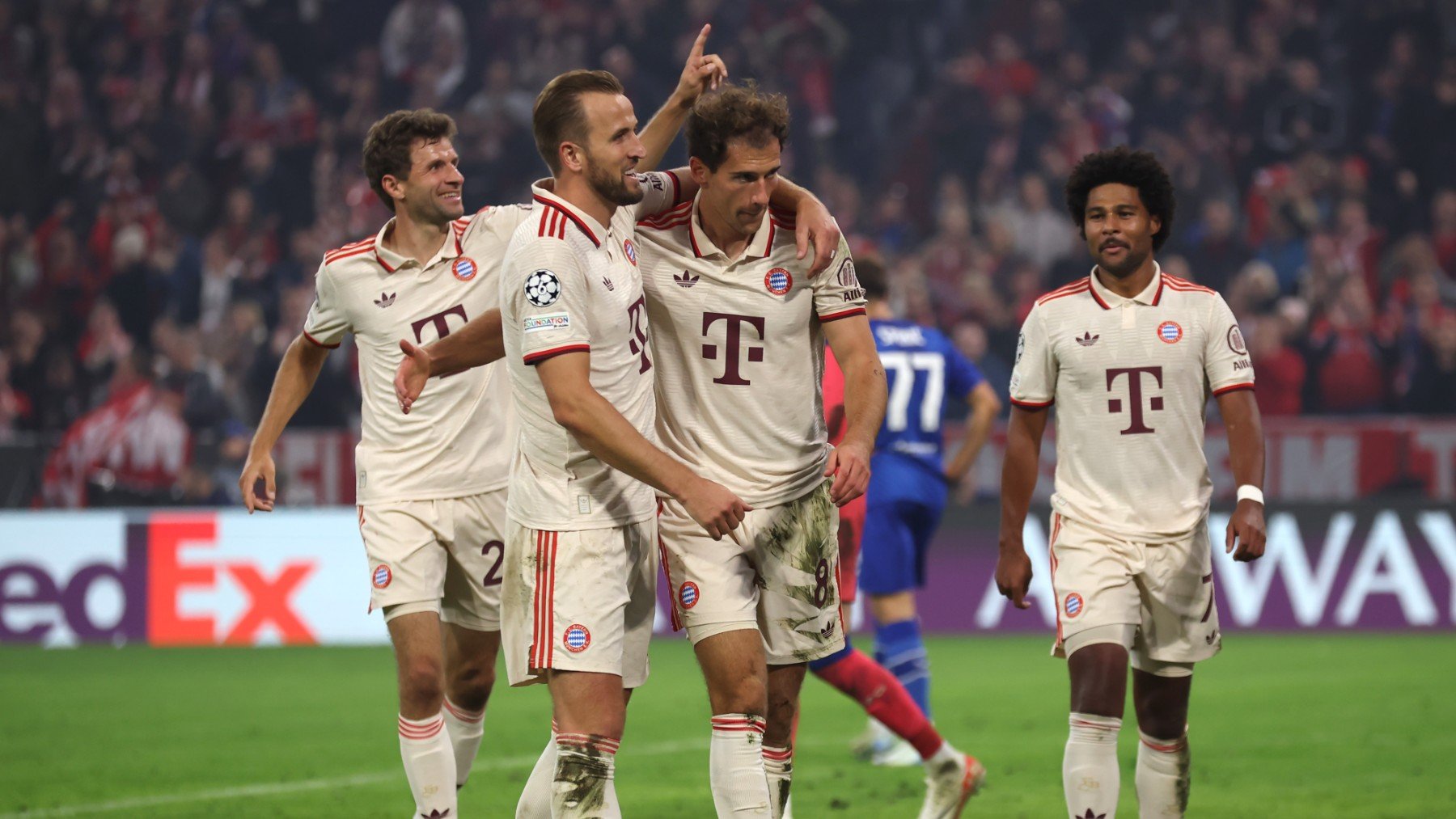 Los jugadores del Bayern celebran un gol contra el Dinamo de Zagreb. (Getty)