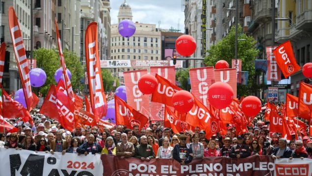 CCOO y UGT se manifiestan por el Día del Trabajador.