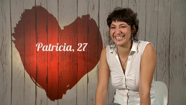 Patricia en su presentación de 'First Dates'. (Mediaset)