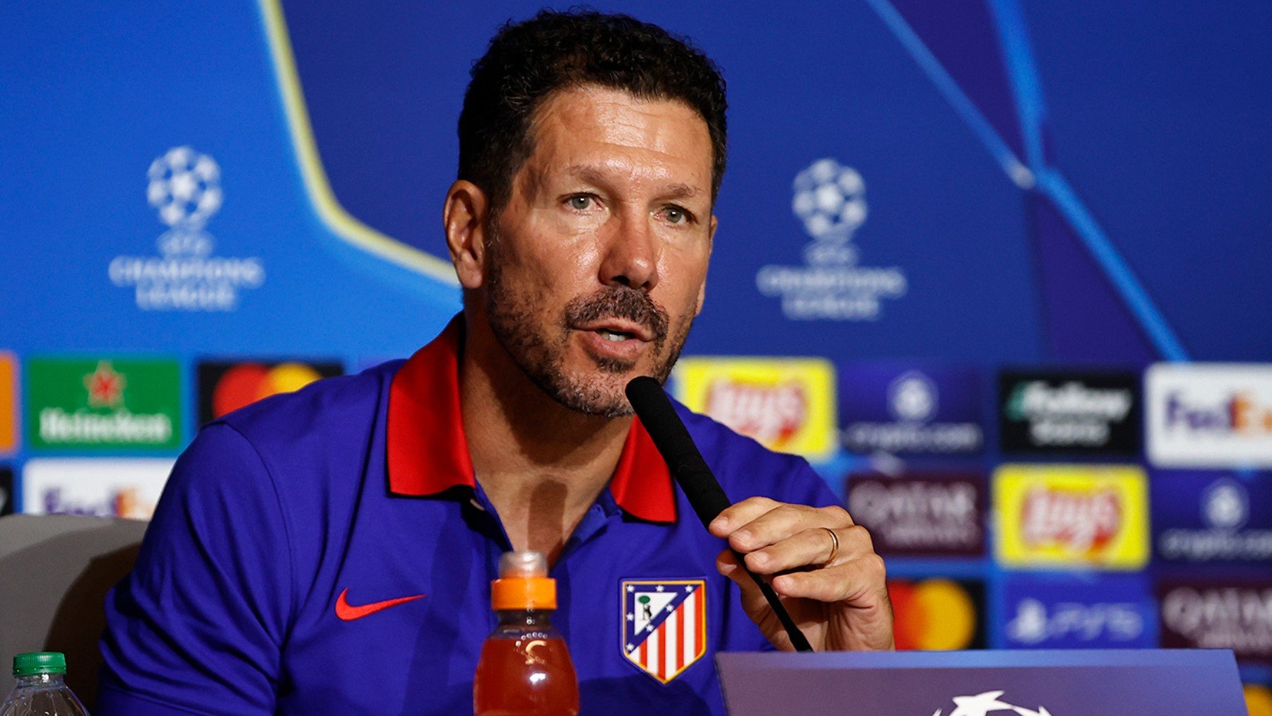 Simeone, en la rueda de prensa.