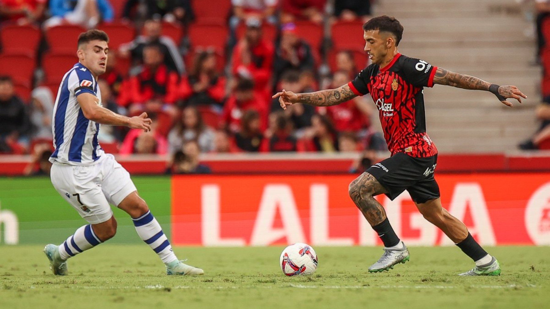 Antonio Sánchez, ante la Real Sociedad.