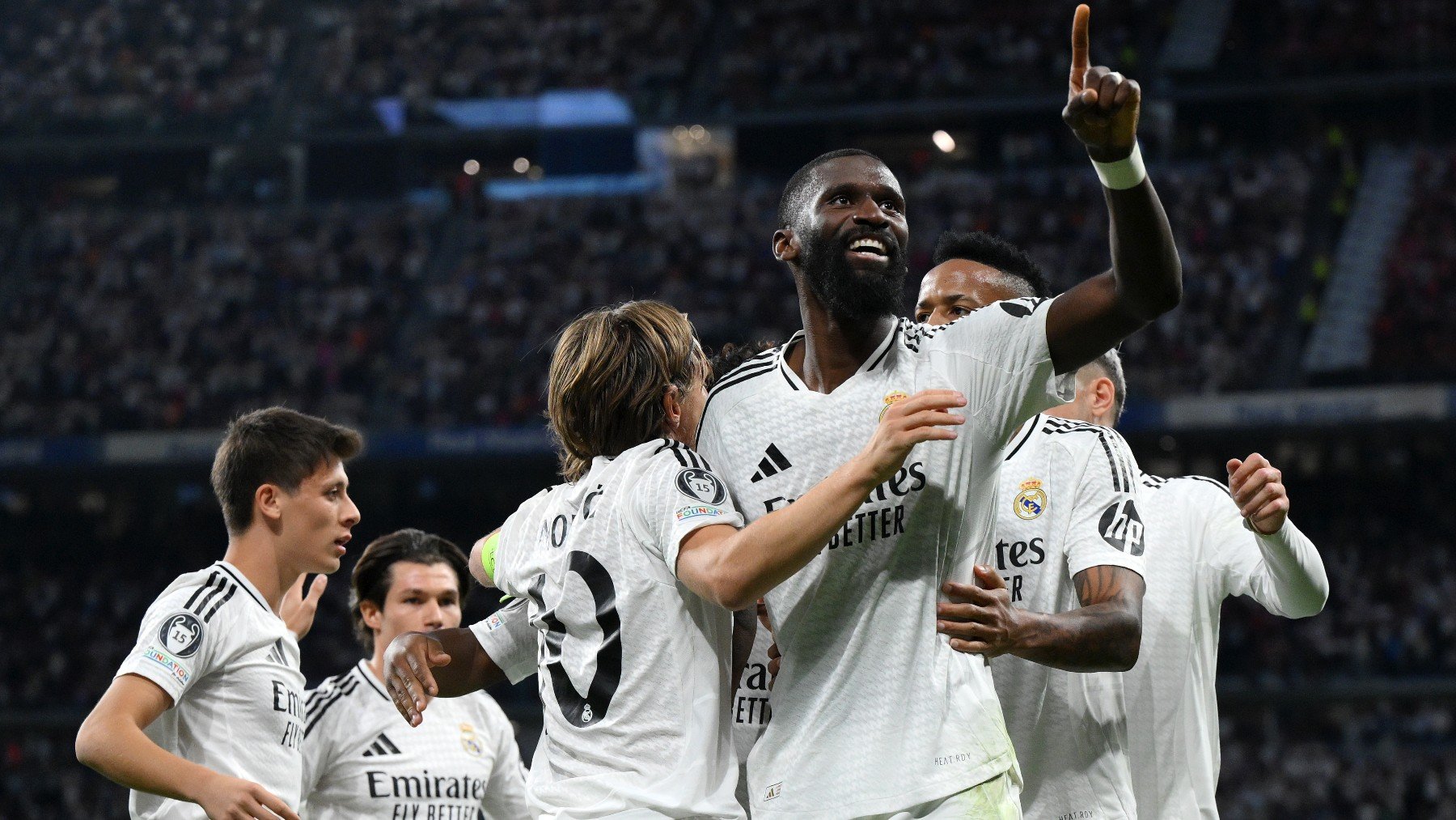 Rüdiger celebra el gol ante el Stuttgart. (Getty)