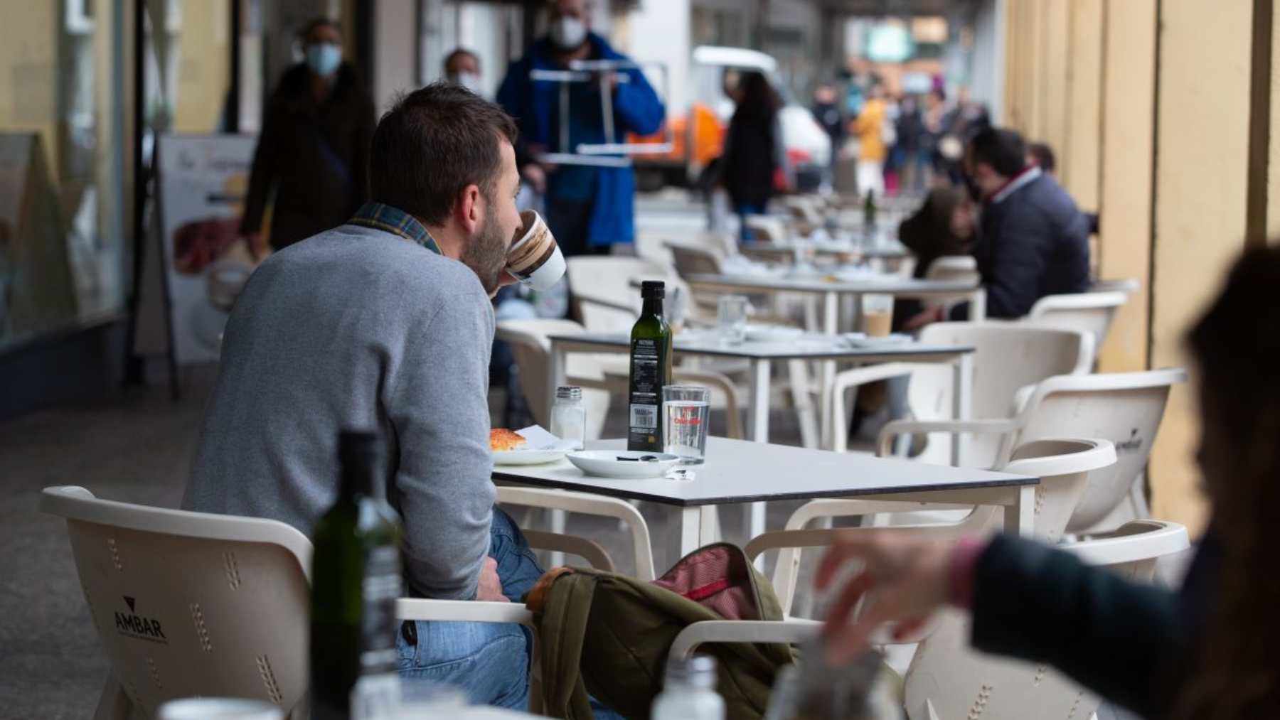 Imagen de la terraza de un negocio de restauración.