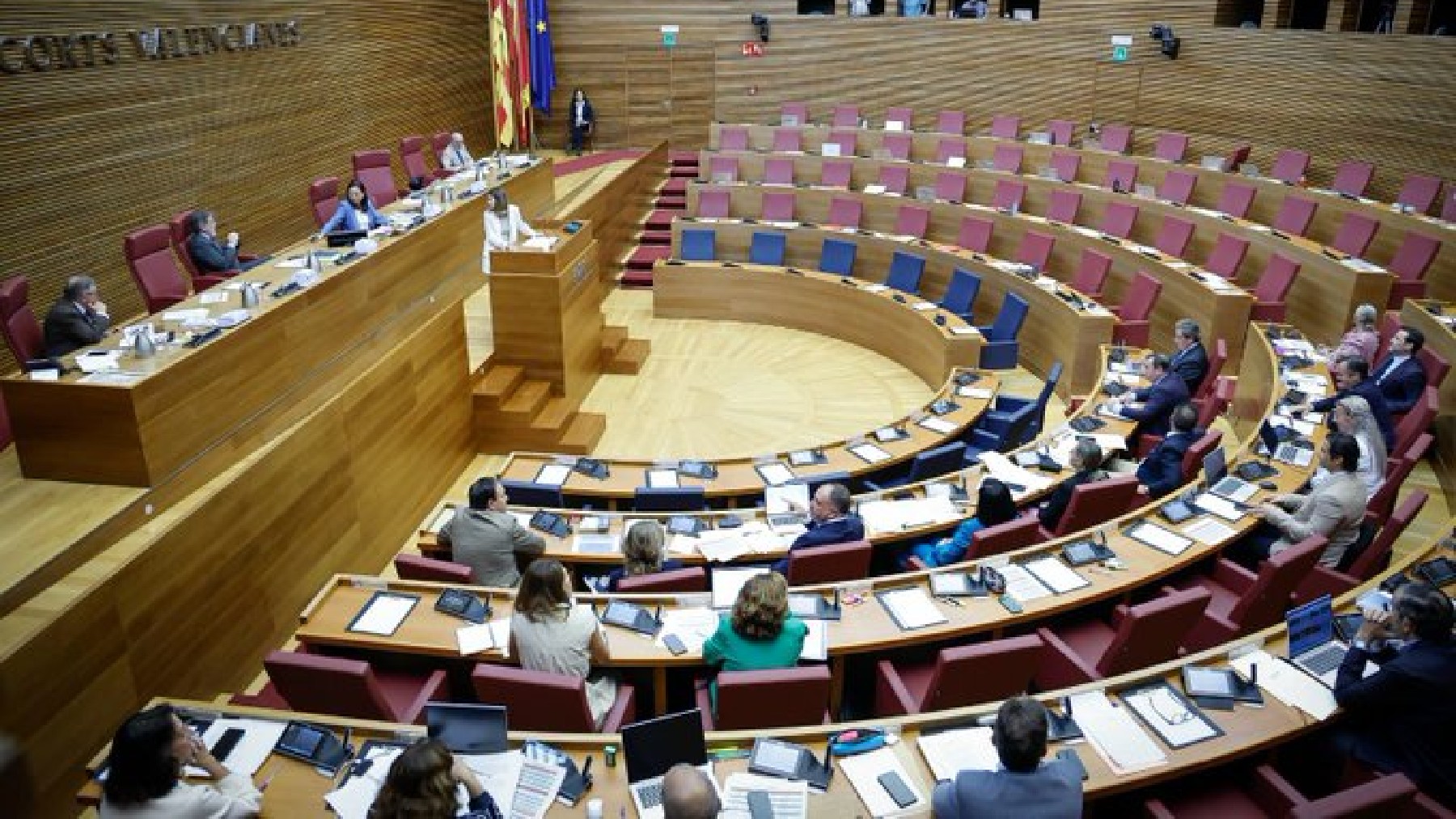 Pleno de las Cortes Valencianas, este viernes.