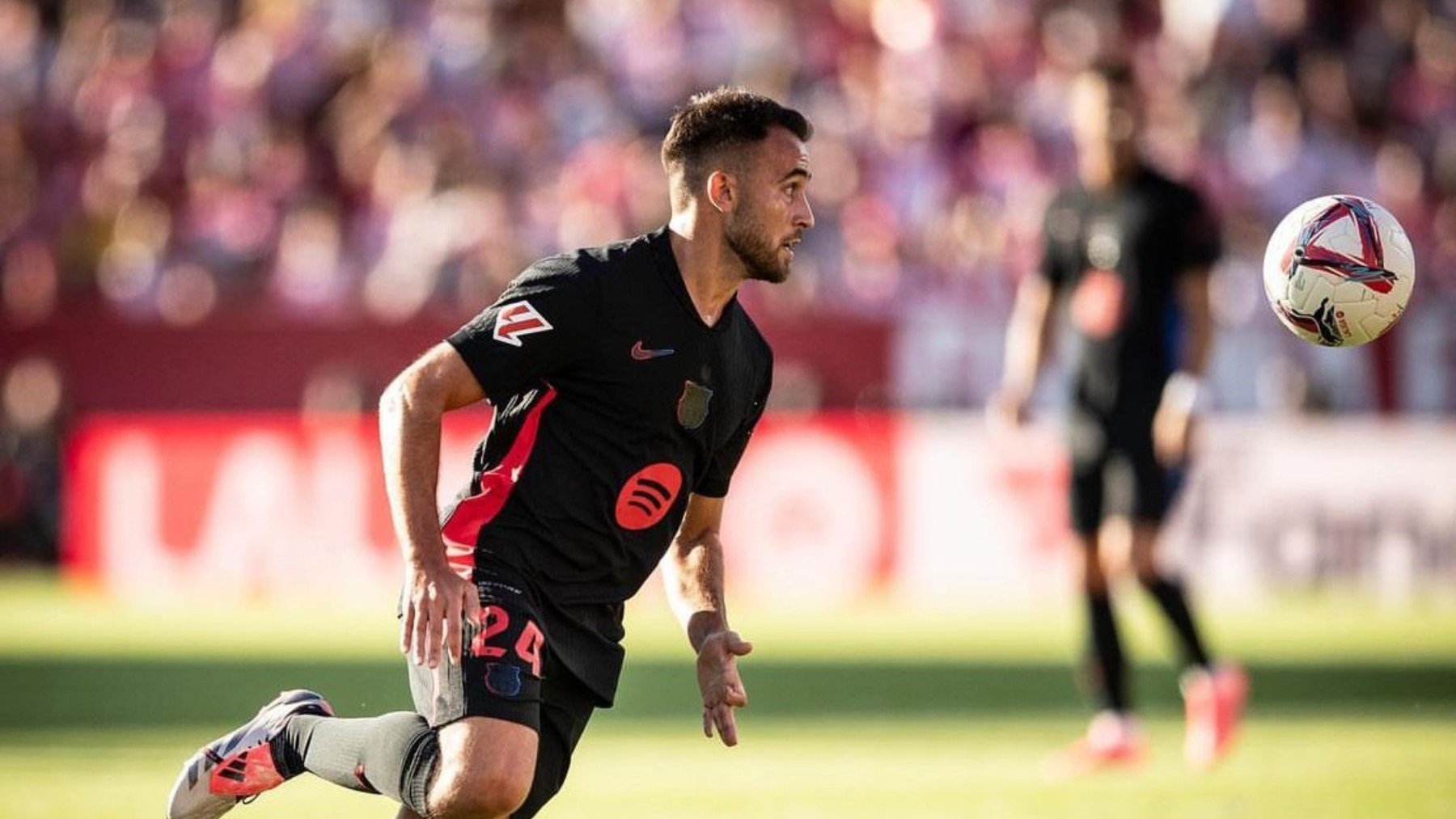 Eric García en un partido con el Barcelona.