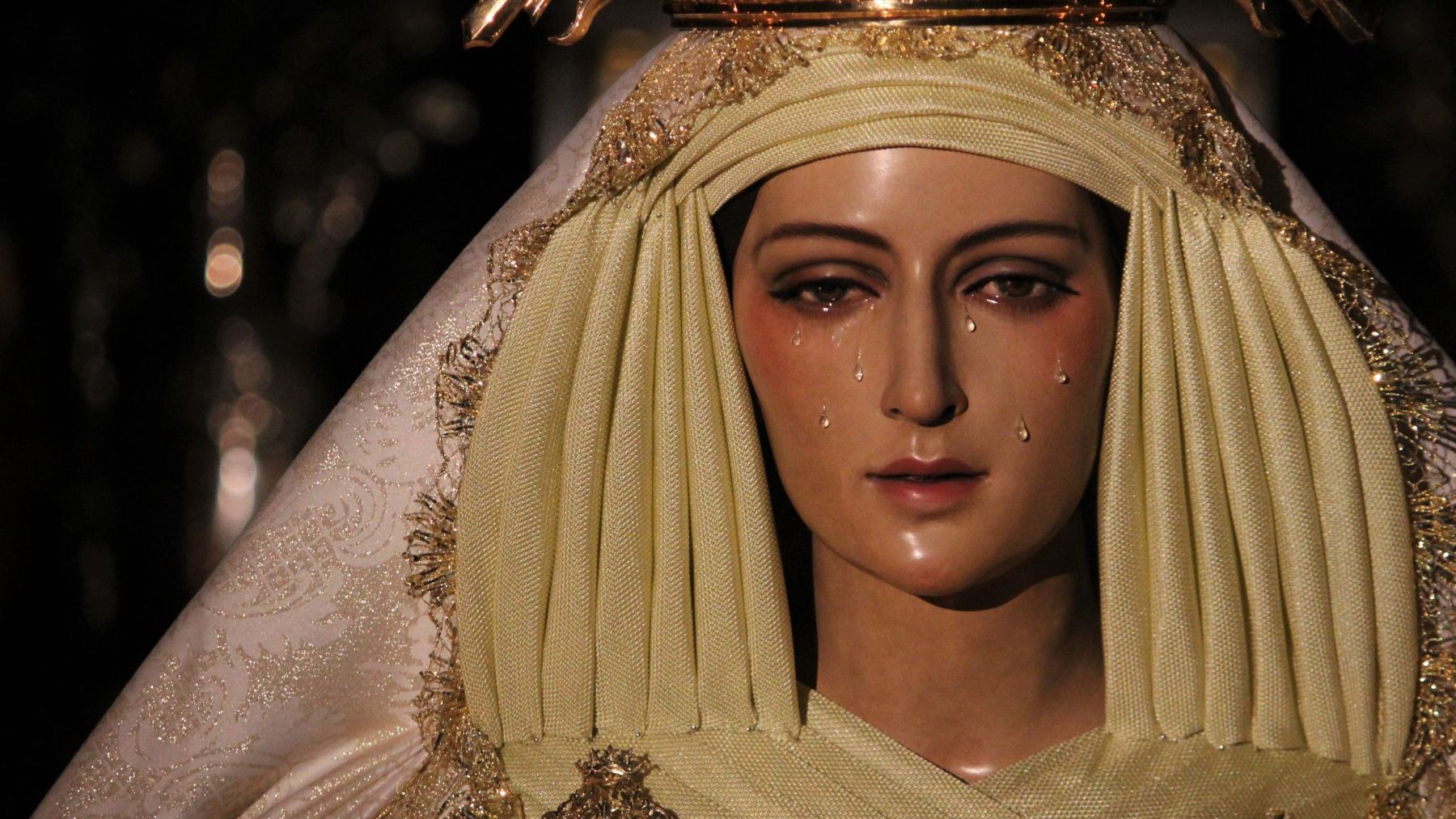 El Dulce Nombre de la Virgen María se celebra en este día.