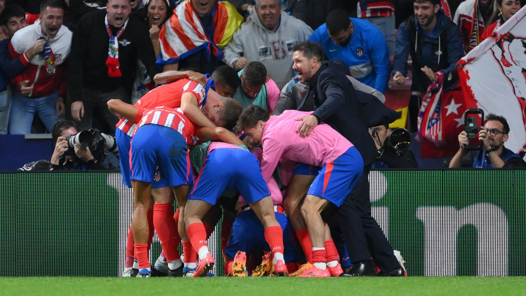 Simeone celebra un gol contra el Leipzig. (Getty)