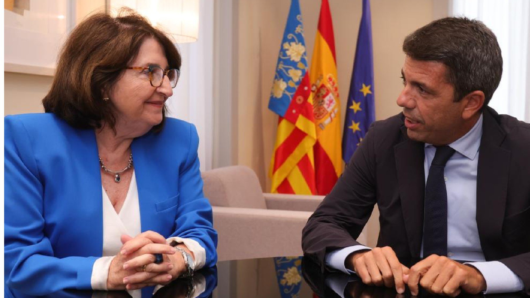 Carlos Mazón y Amparo Navarro, este lunes, en la reunión que han mantenido en Alicante.