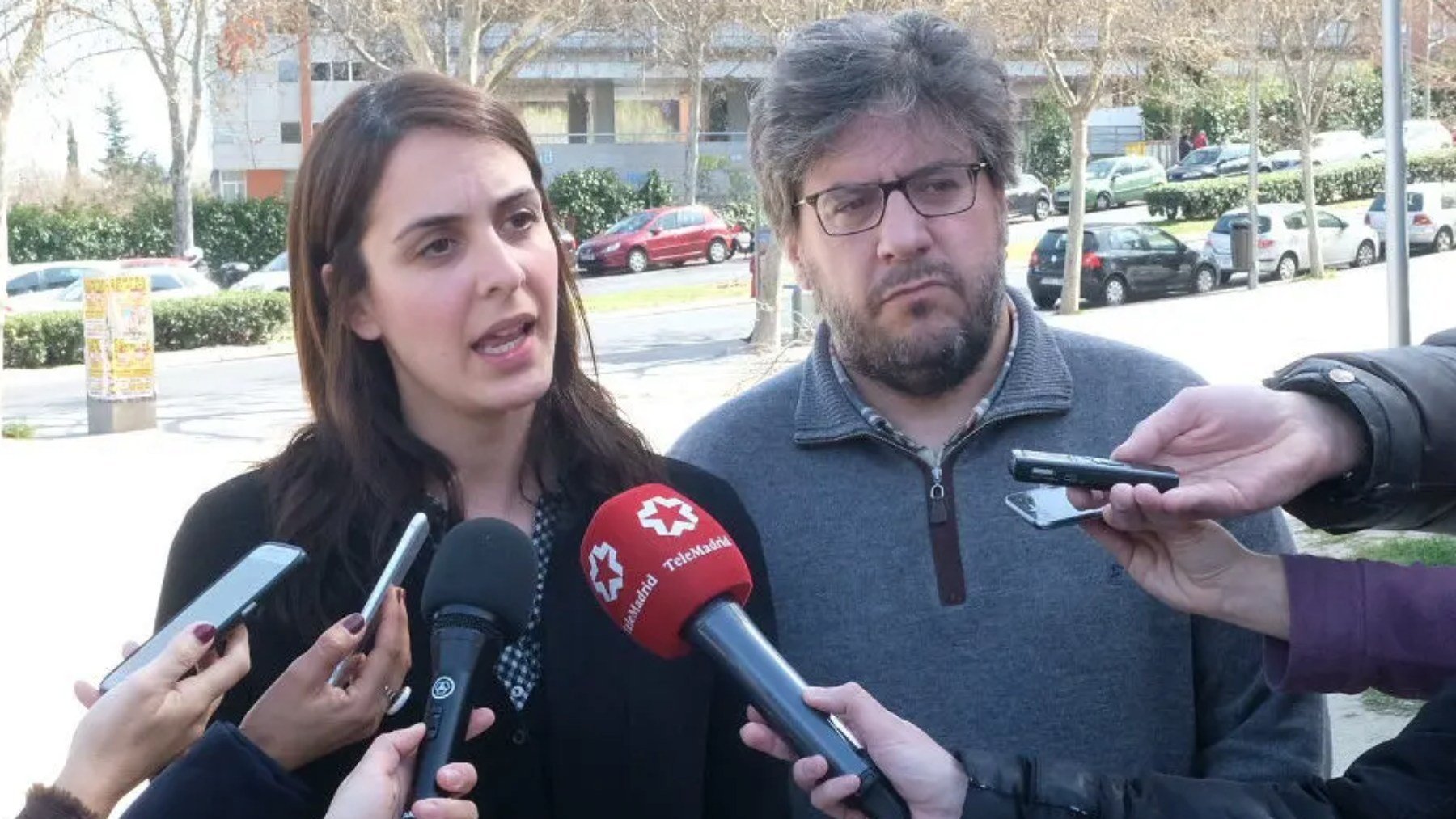 Miguel Montejo, concejal de Más Madrid con Rita Maestre.