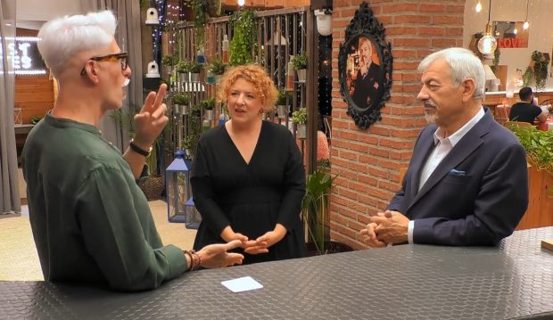 José Luis llega al restaurante de First Dates. (Mediaset)