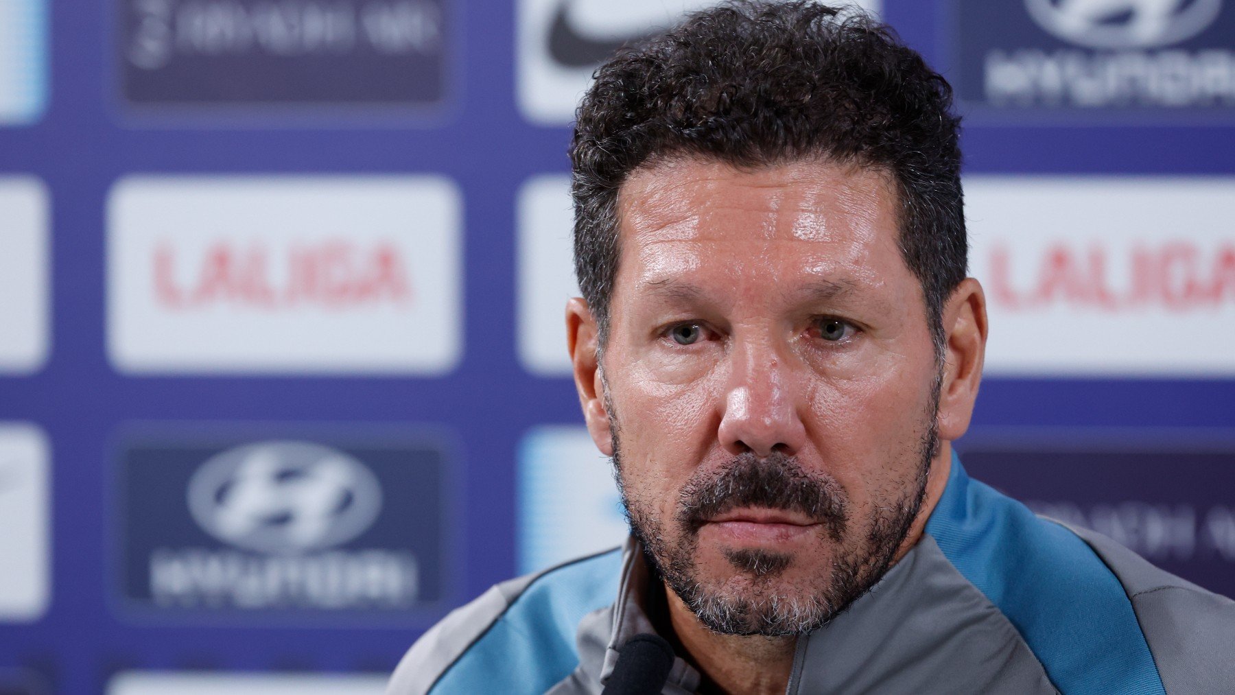 Diego Simeone, en la rueda de prensa previa a un partido del Atlético esta temporada. (EFE)