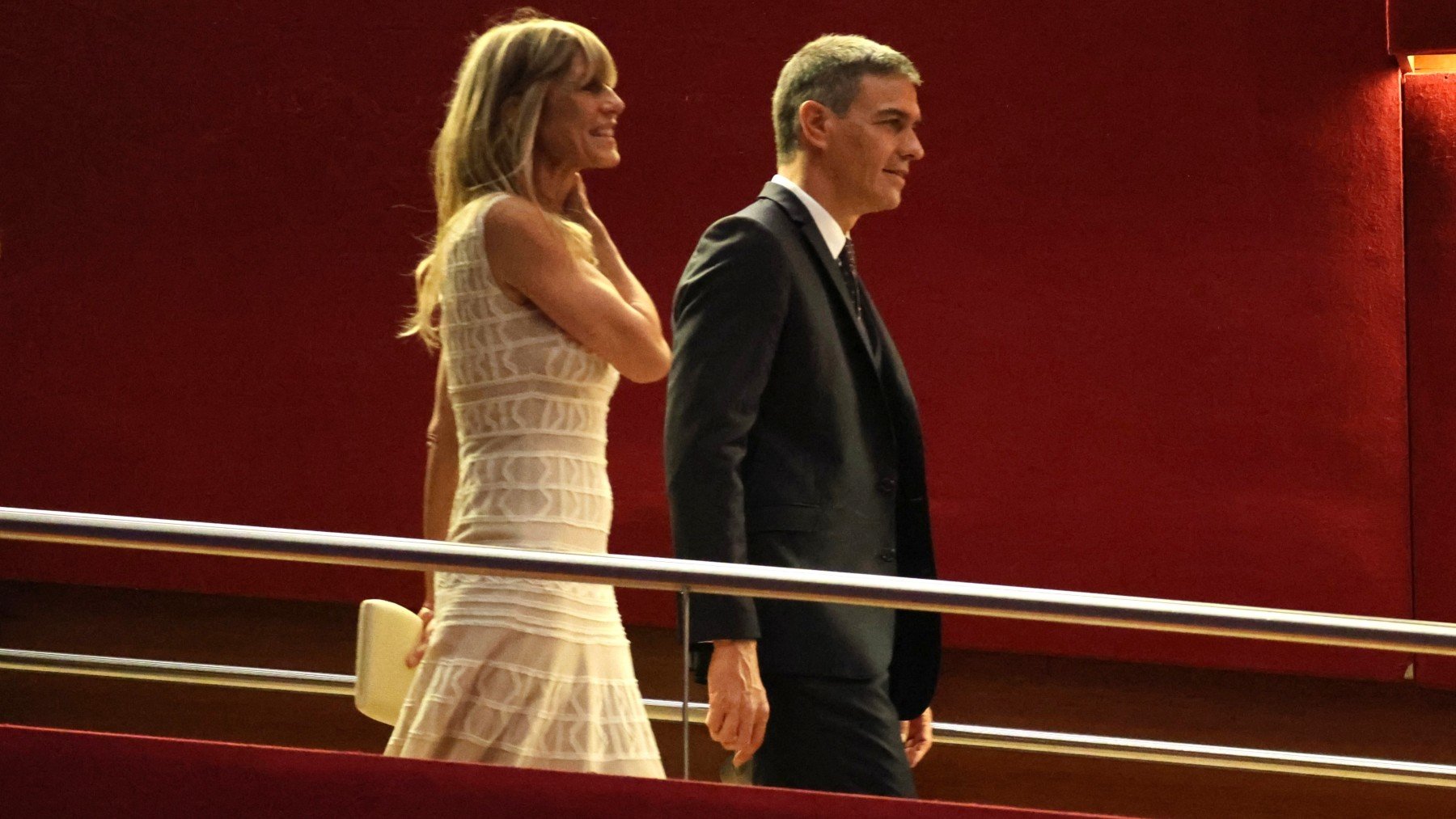 Begoña Gómez y Pedro Sánchez en el Festival de San Sebastián. (Foto: EP)