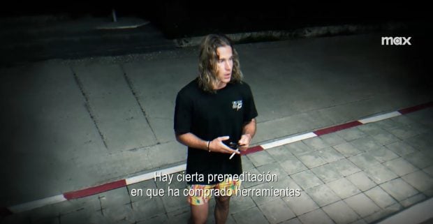 Daniel Sancho en su llegada a la comisaria antes de confesar ser el culpable de la muerte de Edwin Arrieta (Max).