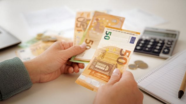 Devolución de Hacienda confirmada: ya hay fecha para cobrar los 1000 euros que te deben