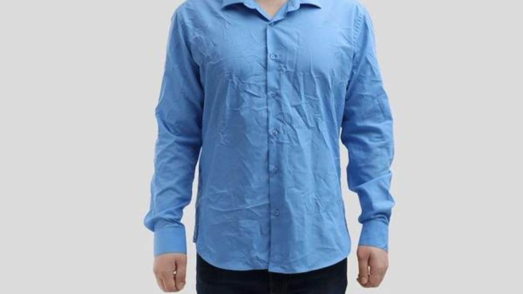 Camisa arrugada. Foto: Freepik