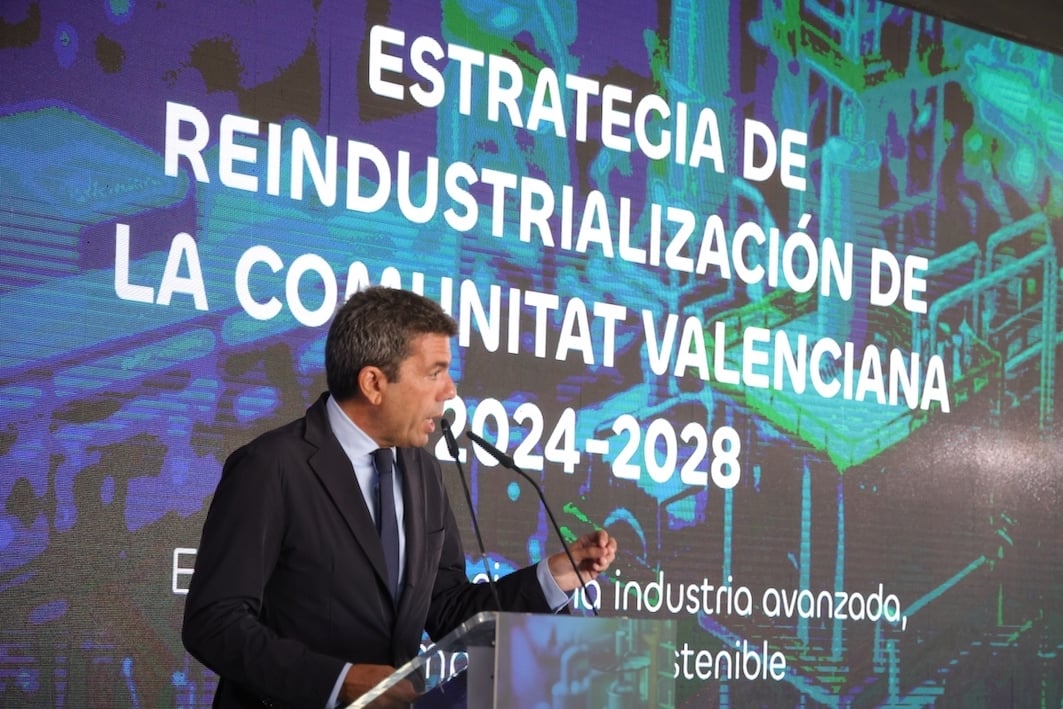 Mazón durante la presentación de la Estrategia de Reindustrialización valenciana.