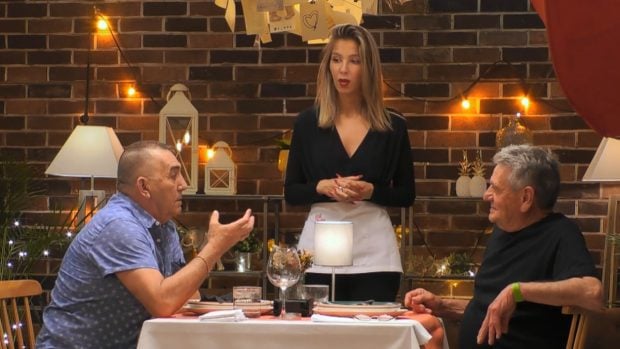 Laura Boado interviene en la cita de los solteros de 'First Dates'. (Mediaset)