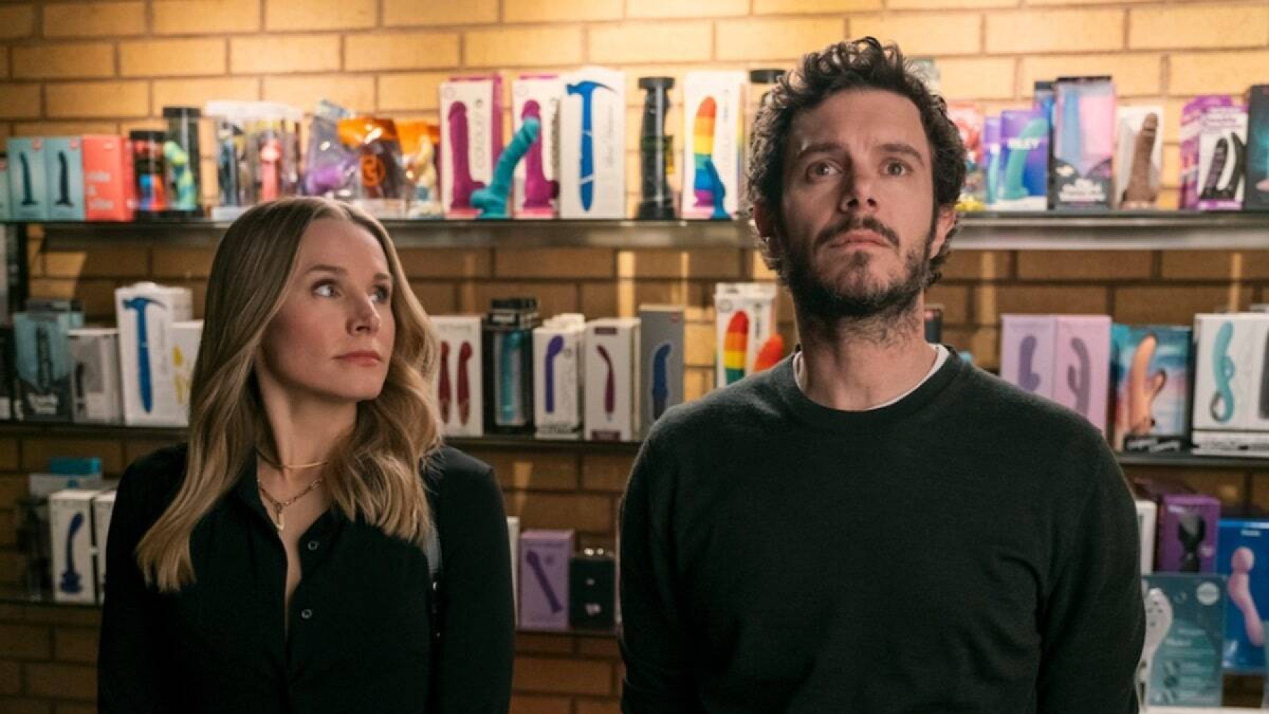 Kristen Bell y Adam Brody en ‘nadie quiere esto’.