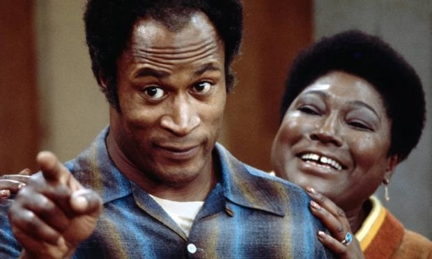 John Amos en una de las ficciones en las que trabajó.