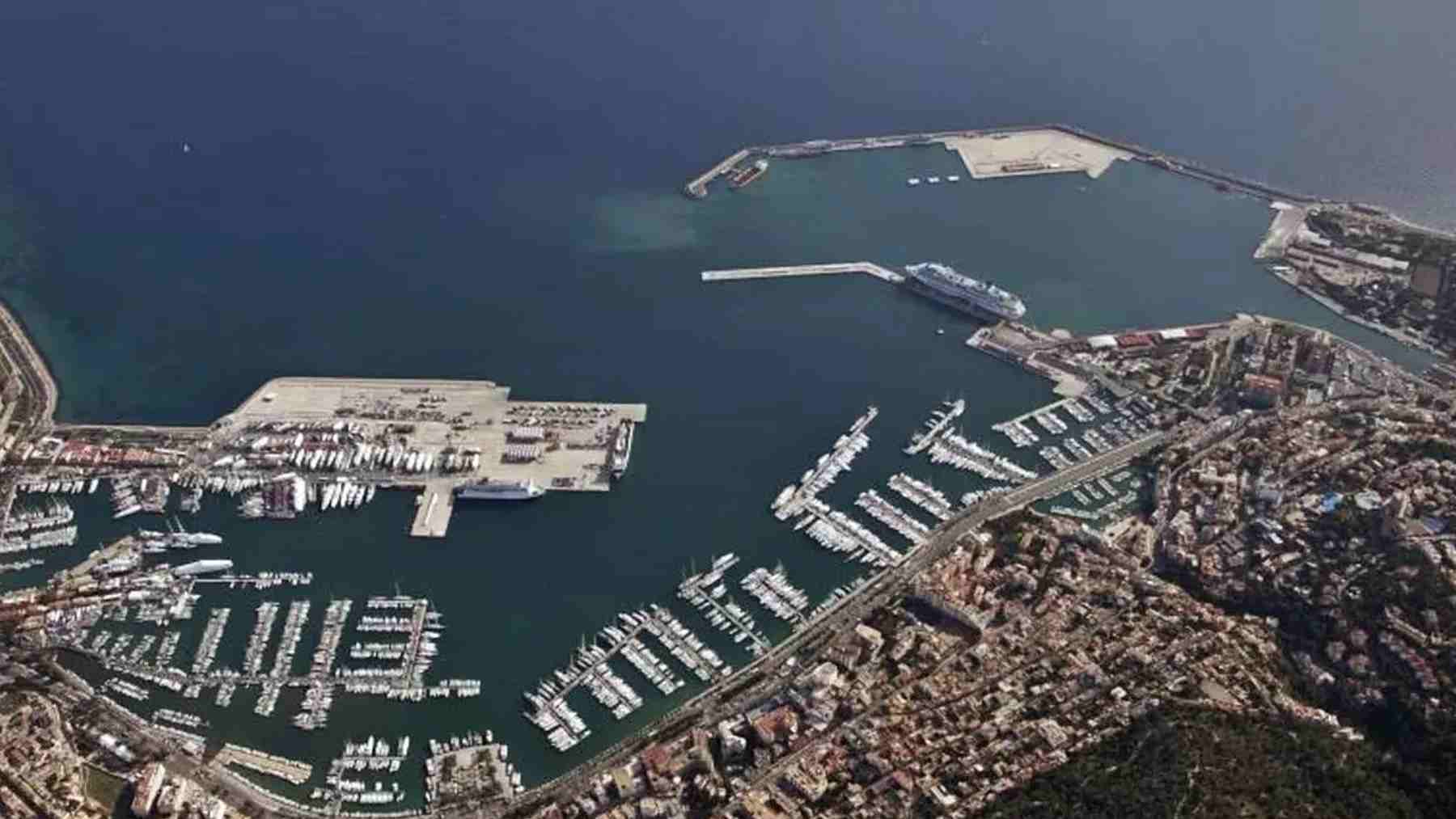 Imagen aérea del puerto de Palma.