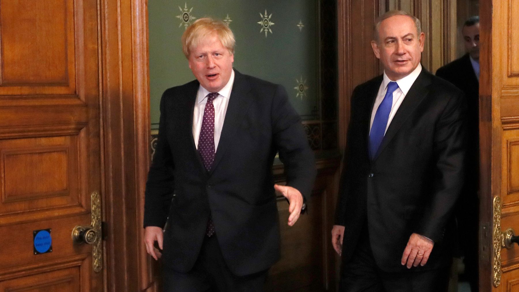 Boris Johnson y Benjamin Netanyahu en Downing Street en 2017. (Getty) (1)