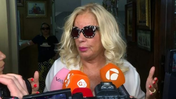 Bárbara Rey dando unas declaraciones muy enfadada