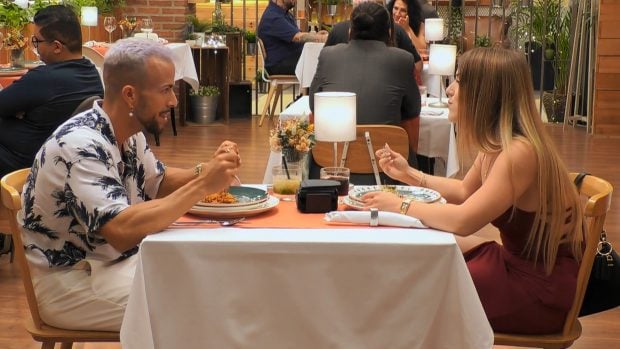 Carlos y Sonia en First Dates. (Mediaset)