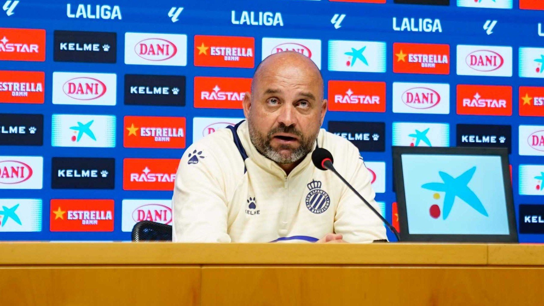 Manolo González, en la rueda de prensa.